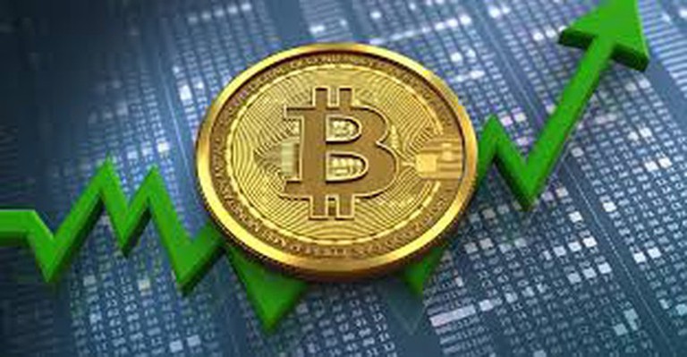 Giá Bitcoin suýt chạm ngưỡng 50.000 USD